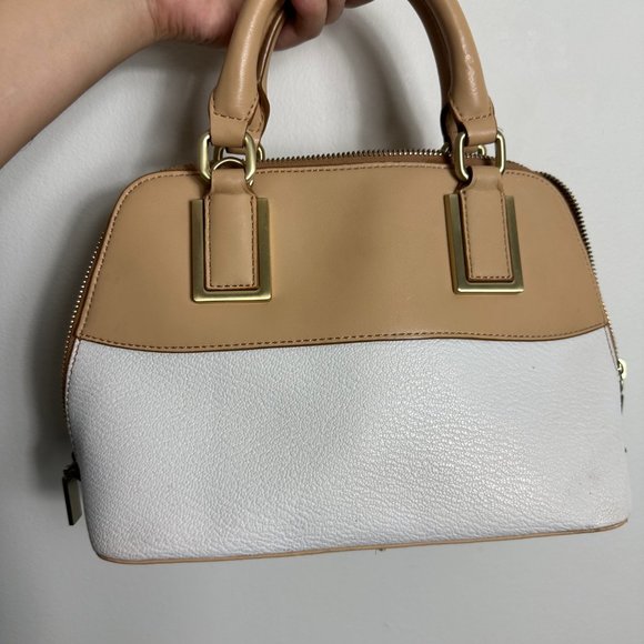 Calvin Klein Small White and Beige Purse Excellent Condition - Picture 2 of 9